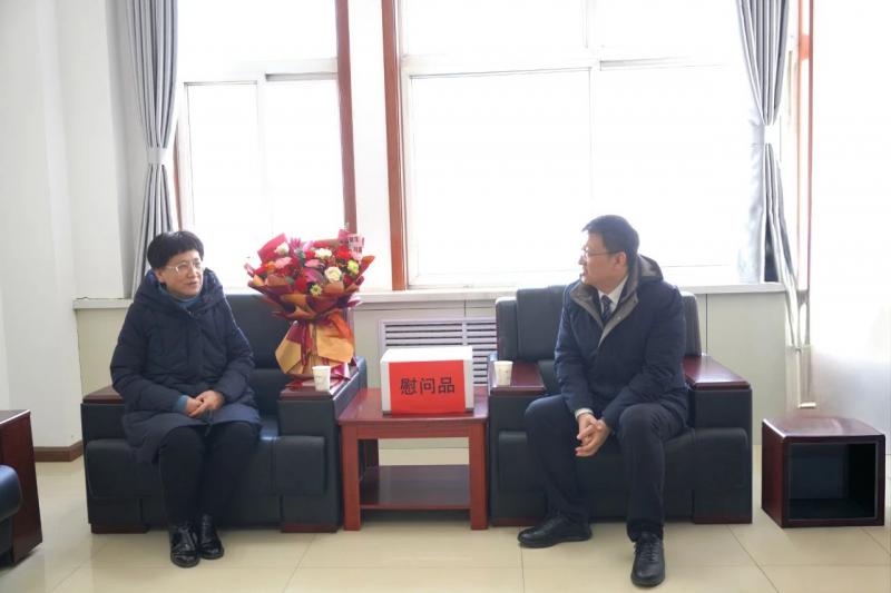 市委常委、組織部部長(zhǎng)張敏一行來(lái)我院開(kāi)展春節(jié)走訪(fǎng)慰問(wèn)